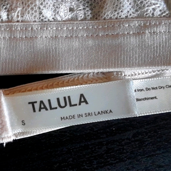 Talula bralette from Aritzia - Picture 2 of 4